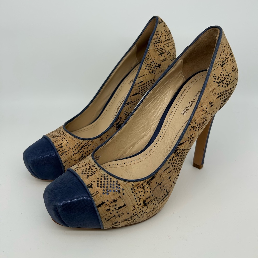 POUR LA VICTOIRE GIANNA Platform Pump Heels Cork Rare Blue Metallic $240 Sz 8